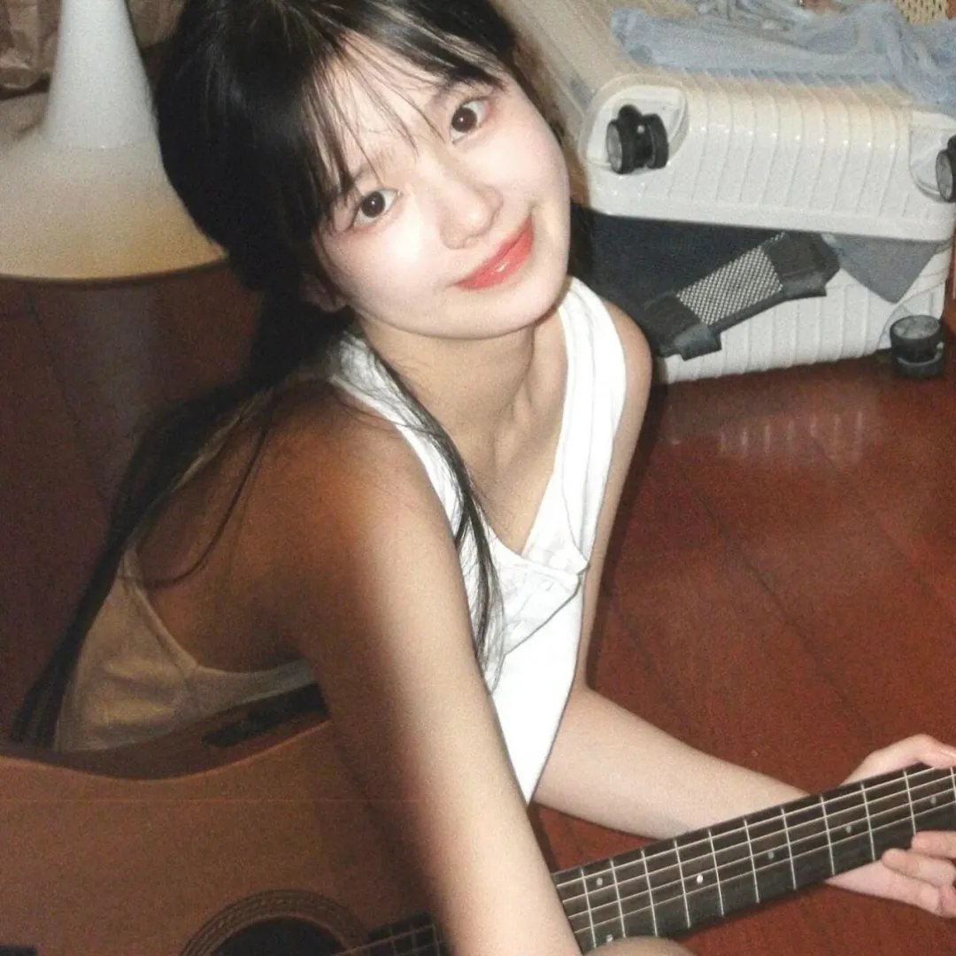 玉女撩春